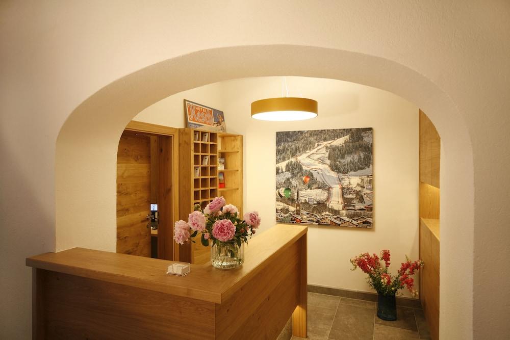 Hotel Resch Kitzbuhel Exterior photo
